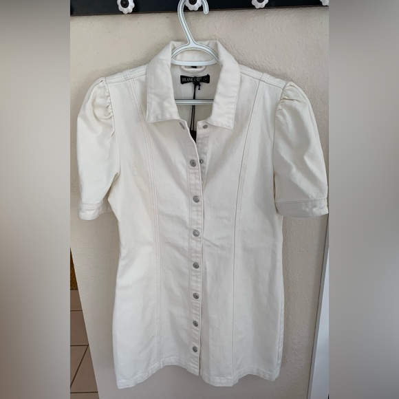Cream NWT BlankNYC denim dress. Size M - Picture 2 of 8
